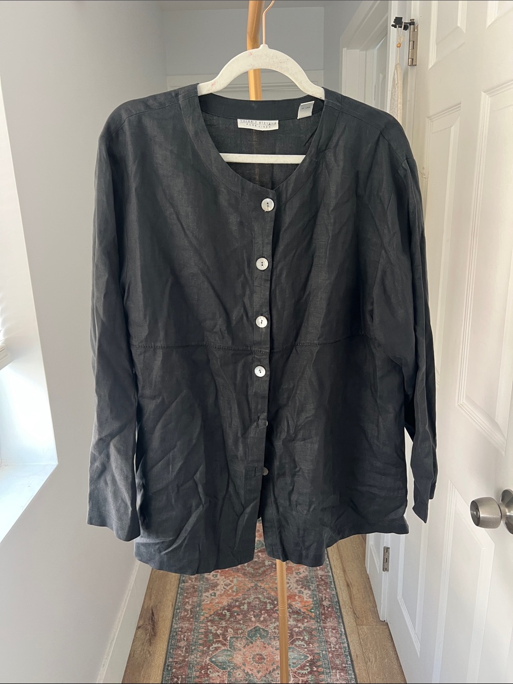 Valerie Stevens 100% Linen Long Collarless Button Down Shirt in Black Large